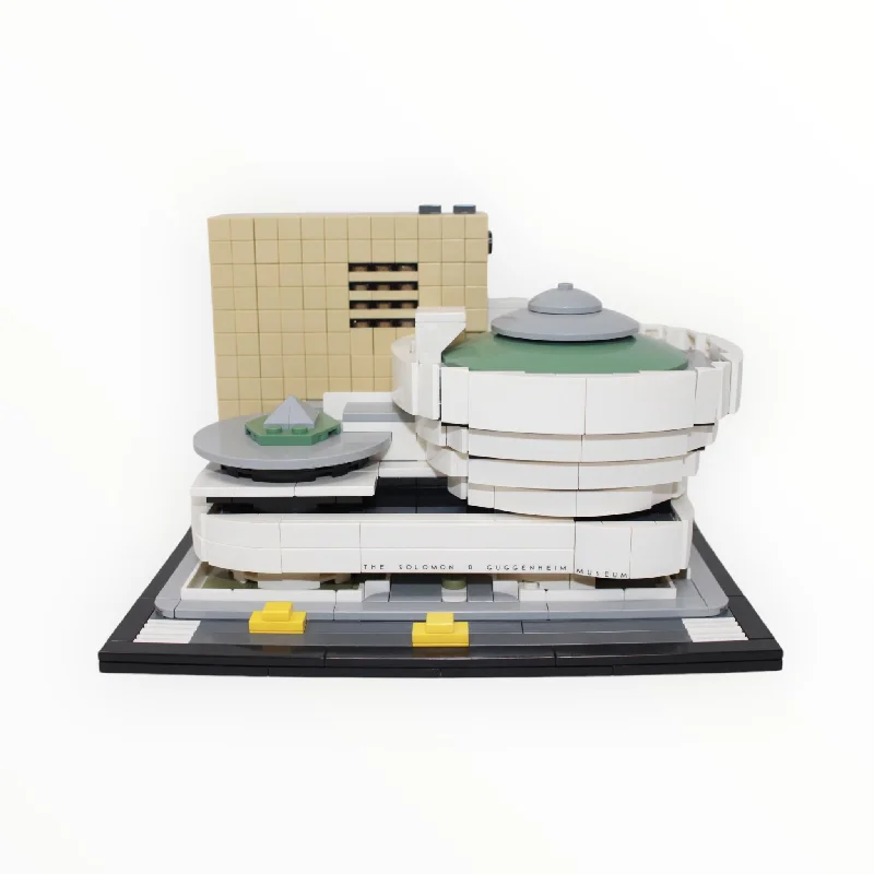 Used Set 21035 Architecture Solomon R. Guggenheim Museum